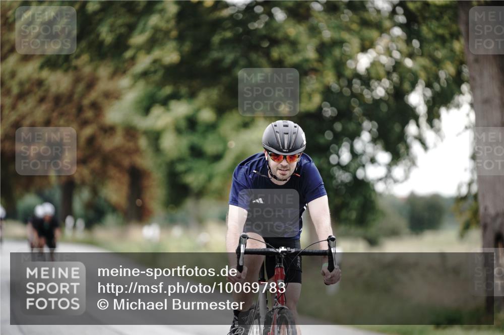 30.08.2026 - Elbe Triathlon Hamburg Michael Burmester http://msf.ph/oto/10069783 30.08.2026 09:45:25 Radfahren 321, 459, 467, 489 meine-sportfotos.de