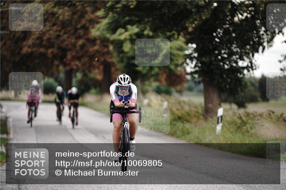 30.08.2026 - Elbe Triathlon Hamburg Michael Burmester http://msf.ph/oto/10069805 30.08.2026 09:45:34 Radfahren 354, 548, 655, 751, 859, 869, 882 meine-sportfotos.de