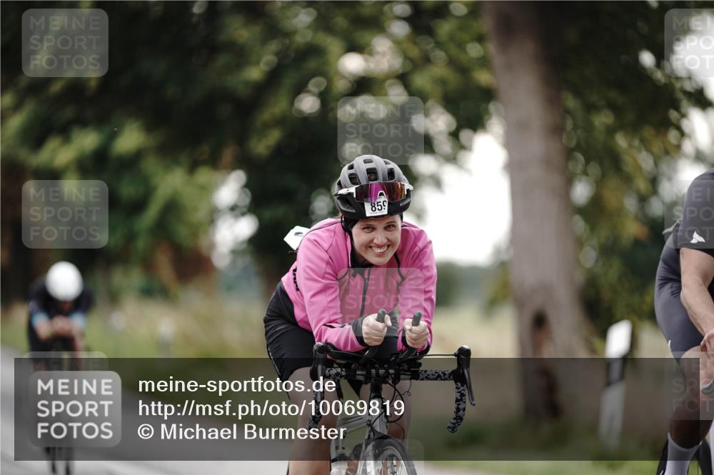 30.08.2026 - Elbe Triathlon Hamburg Michael Burmester http://msf.ph/oto/10069819 30.08.2026 09:45:41 Radfahren 354, 548, 655, 673, 859 meine-sportfotos.de