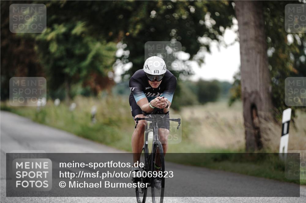 30.08.2026 - Elbe Triathlon Hamburg Michael Burmester http://msf.ph/oto/10069823 30.08.2026 09:45:42 Radfahren 354, 548, 673, 859 meine-sportfotos.de