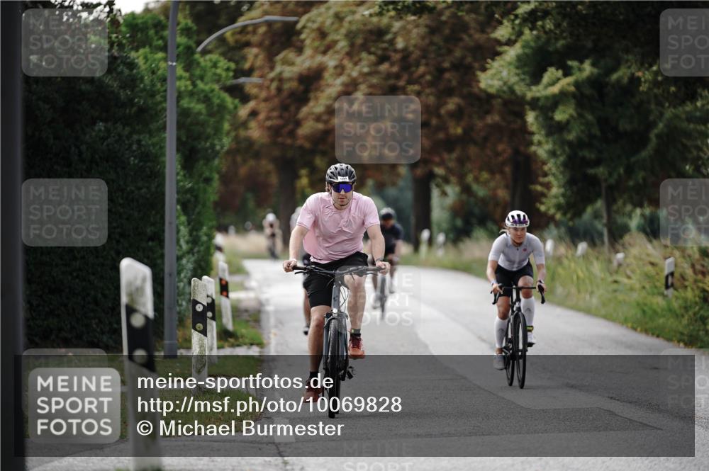 30.08.2026 - Elbe Triathlon Hamburg Michael Burmester http://msf.ph/oto/10069828 30.08.2026 09:49:21 Radfahren 293, 329, 391, 405, 509, 597 meine-sportfotos.de