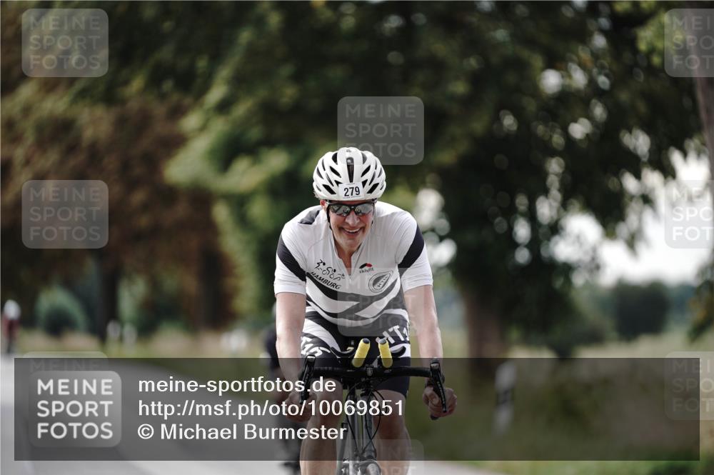 30.08.2026 - Elbe Triathlon Hamburg Michael Burmester http://msf.ph/oto/10069851 30.08.2026 09:49:32 Radfahren 279, 420, 476, 681, 766 meine-sportfotos.de