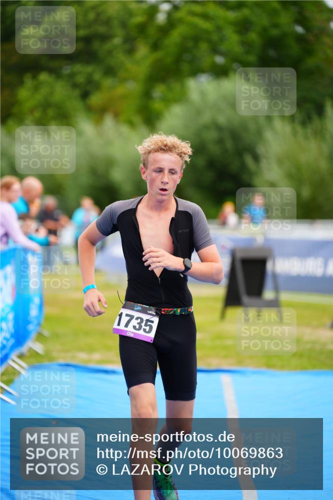 30.08.2026 - Elbe Triathlon Hamburg LAZAROV Photography http://msf.ph/oto/10069863 30.08.2026 12:42:43 Ziel 1735 meine-sportfotos.de