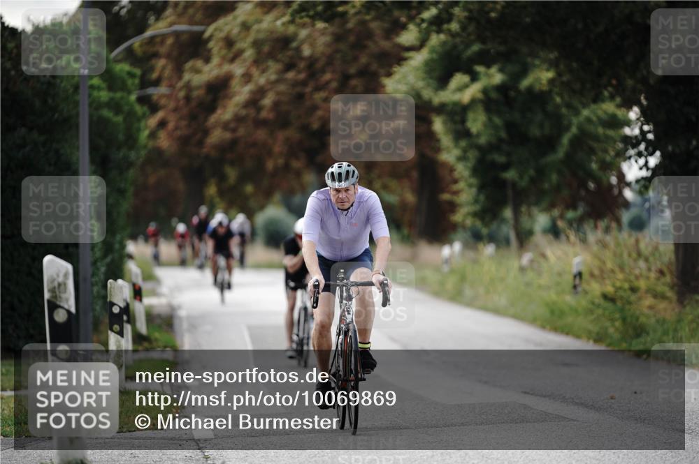 30.08.2026 - Elbe Triathlon Hamburg Michael Burmester http://msf.ph/oto/10069869 30.08.2026 09:49:47 Radfahren 490, 498, 670, 687 meine-sportfotos.de