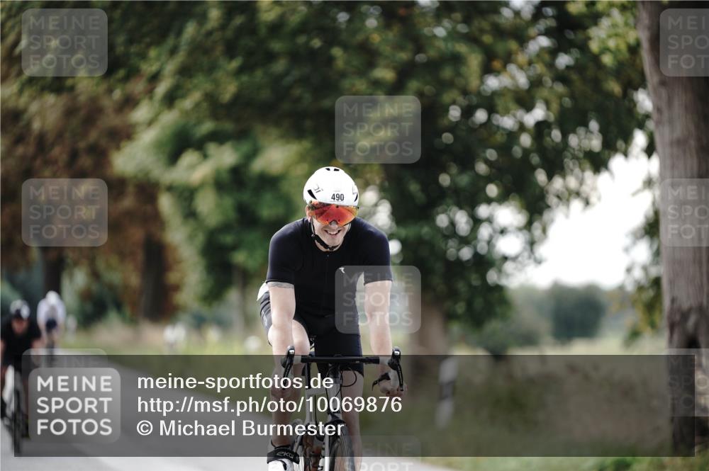 30.08.2026 - Elbe Triathlon Hamburg Michael Burmester http://msf.ph/oto/10069876 30.08.2026 09:49:51 Radfahren 458, 483, 490, 498, 542, 687, 794, 854 meine-sportfotos.de