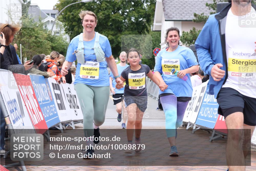 30.08.2026 - Blankeneser Heldenlauf Lena Gebhardt http://msf.ph/oto/10069879 30.08.2026 10:05:24 Ziel 1107, 1656, 1657, 1658, 1659, 1802 meine-sportfotos.de