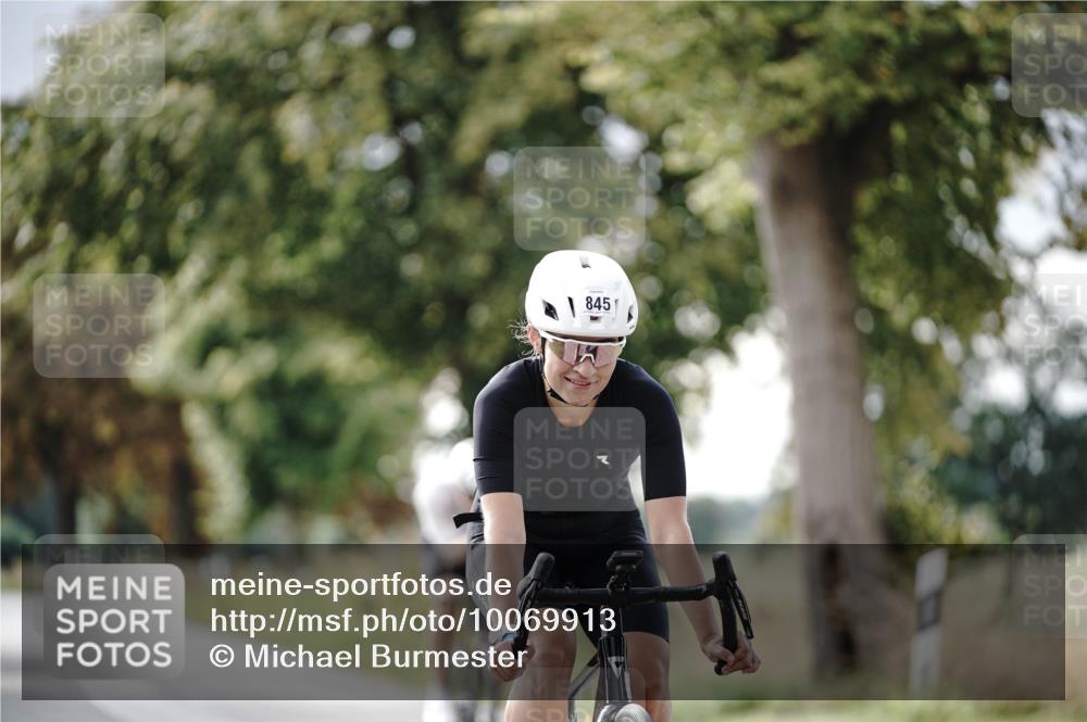 30.08.2026 - Elbe Triathlon Hamburg Michael Burmester http://msf.ph/oto/10069913 30.08.2026 09:50:09 Radfahren 444, 659, 845 meine-sportfotos.de