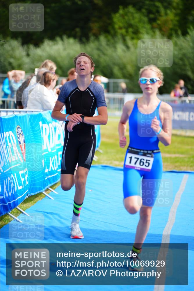 30.08.2026 - Elbe Triathlon Hamburg LAZAROV Photography http://msf.ph/oto/10069929 30.08.2026 12:44:13 Ziel 1747, 1765 meine-sportfotos.de