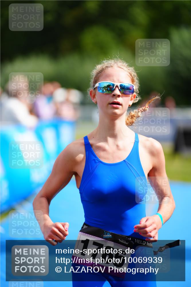30.08.2026 - Elbe Triathlon Hamburg LAZAROV Photography http://msf.ph/oto/10069939 30.08.2026 12:44:14 Ziel 1747, 1765 meine-sportfotos.de