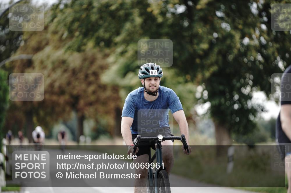 30.08.2026 - Elbe Triathlon Hamburg Michael Burmester http://msf.ph/oto/10069961 30.08.2026 09:50:56 Radfahren 281, 398, 514, 525, 584, 800 meine-sportfotos.de