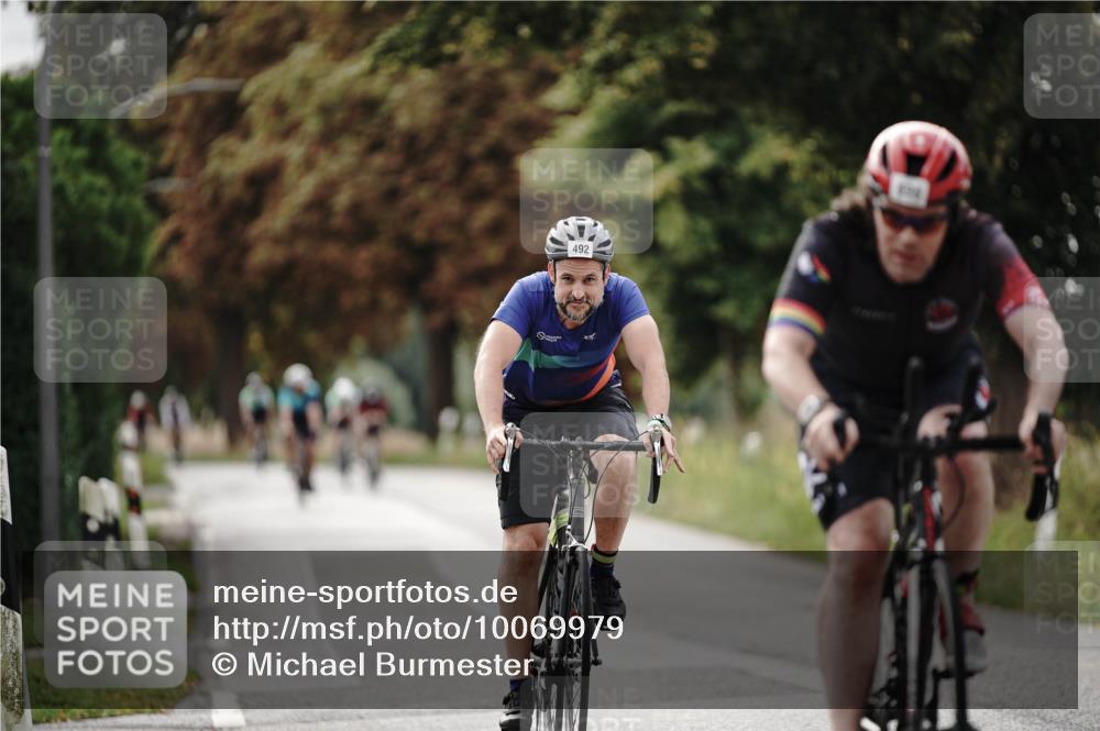 30.08.2026 - Elbe Triathlon Hamburg Michael Burmester http://msf.ph/oto/10069979 30.08.2026 09:51:10 Radfahren 492, 565, 696, 708, 709, 754 meine-sportfotos.de