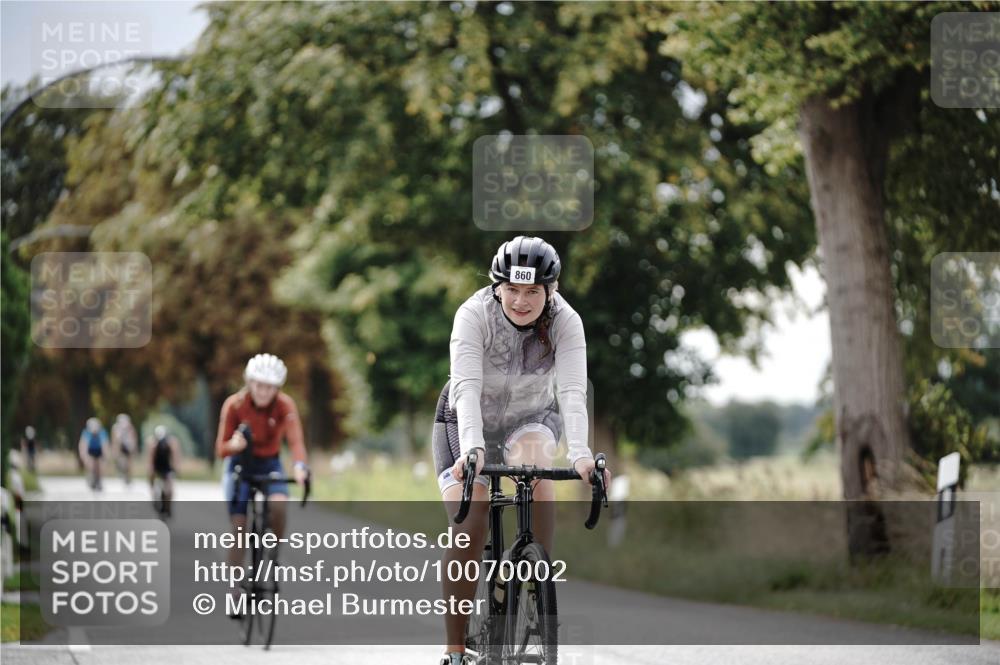 30.08.2026 - Elbe Triathlon Hamburg Michael Burmester http://msf.ph/oto/10070002 30.08.2026 09:51:24 Radfahren 436, 736, 860, 861 meine-sportfotos.de