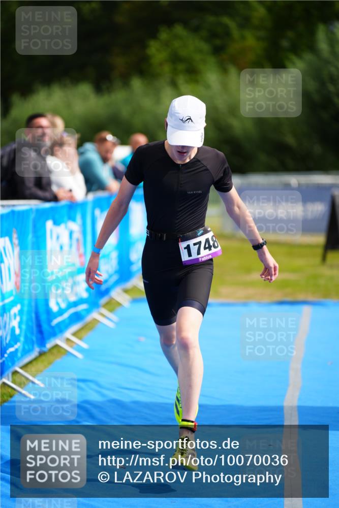 30.08.2026 - Elbe Triathlon Hamburg LAZAROV Photography http://msf.ph/oto/10070036 30.08.2026 12:46:31 Ziel 1748 meine-sportfotos.de