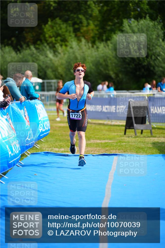 30.08.2026 - Elbe Triathlon Hamburg LAZAROV Photography http://msf.ph/oto/10070039 30.08.2026 12:46:40 Ziel 1722 meine-sportfotos.de