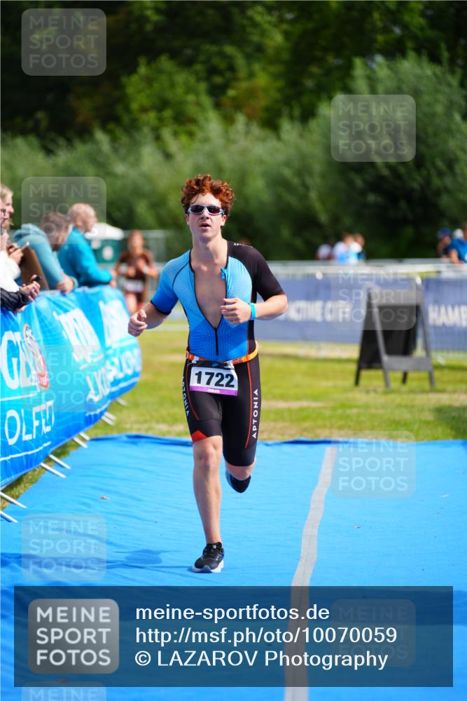 30.08.2026 - Elbe Triathlon Hamburg LAZAROV Photography http://msf.ph/oto/10070059 30.08.2026 12:46:42 Ziel 1722, 1738 meine-sportfotos.de