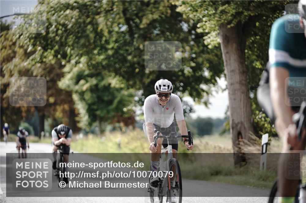 30.08.2026 - Elbe Triathlon Hamburg Michael Burmester http://msf.ph/oto/10070079 30.08.2026 09:52:00 Radfahren 434, 686, 690, 792 meine-sportfotos.de