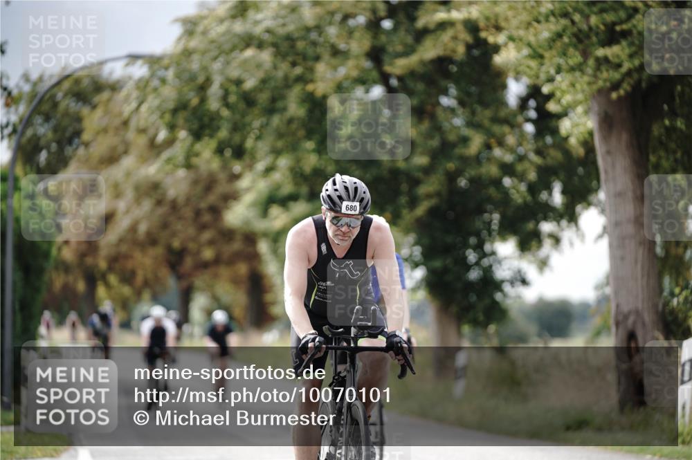 30.08.2026 - Elbe Triathlon Hamburg Michael Burmester http://msf.ph/oto/10070101 30.08.2026 09:52:11 Radfahren 470, 504, 512, 555, 680, 716, 783, 876 meine-sportfotos.de