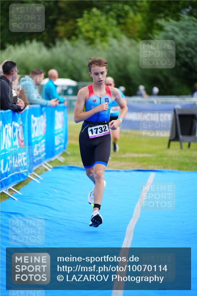 30.08.2026 - Elbe Triathlon Hamburg LAZAROV Photography http://msf.ph/oto/10070114 30.08.2026 12:46:59 Ziel 1684, 1732 meine-sportfotos.de