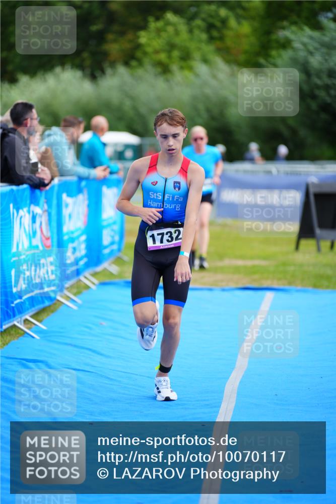 30.08.2026 - Elbe Triathlon Hamburg LAZAROV Photography http://msf.ph/oto/10070117 30.08.2026 12:46:59 Ziel 1684, 1732 meine-sportfotos.de