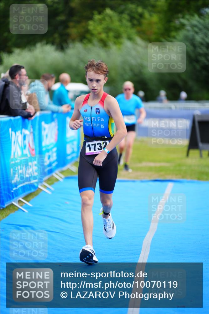 30.08.2026 - Elbe Triathlon Hamburg LAZAROV Photography http://msf.ph/oto/10070119 30.08.2026 12:46:59 Ziel 1684, 1732 meine-sportfotos.de