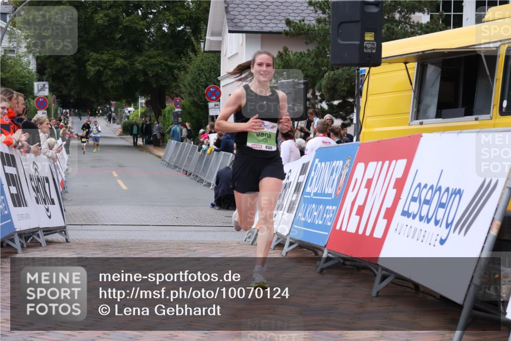 30.08.2026 - Blankeneser Heldenlauf Lena Gebhardt http://msf.ph/oto/10070124 30.08.2026 10:06:13 Ziel 5408 meine-sportfotos.de