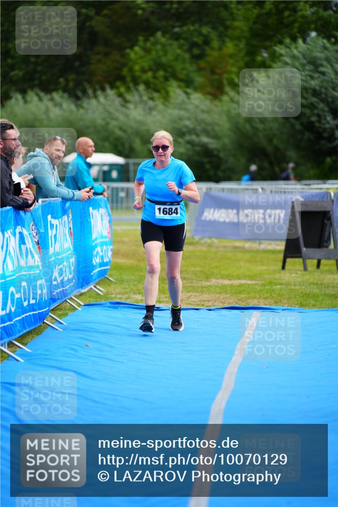 30.08.2026 - Elbe Triathlon Hamburg LAZAROV Photography http://msf.ph/oto/10070129 30.08.2026 12:47:01 Ziel 1684, 1732 meine-sportfotos.de