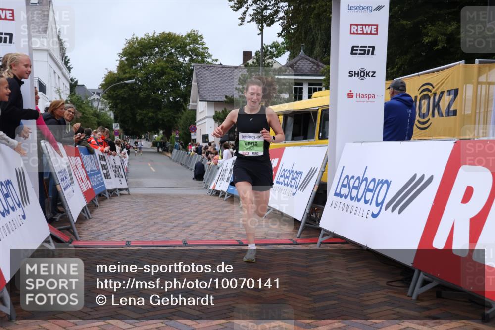 30.08.2026 - Blankeneser Heldenlauf Lena Gebhardt http://msf.ph/oto/10070141 30.08.2026 10:06:14 Ziel 5408 meine-sportfotos.de