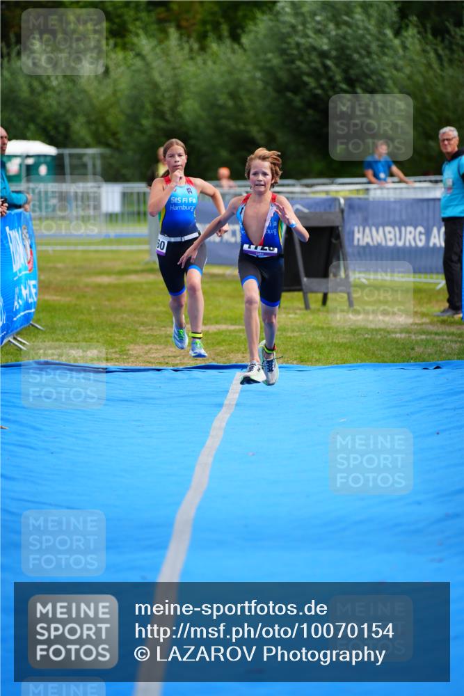 30.08.2026 - Elbe Triathlon Hamburg LAZAROV Photography http://msf.ph/oto/10070154 30.08.2026 12:47:27 Ziel 1728, 1760 meine-sportfotos.de
