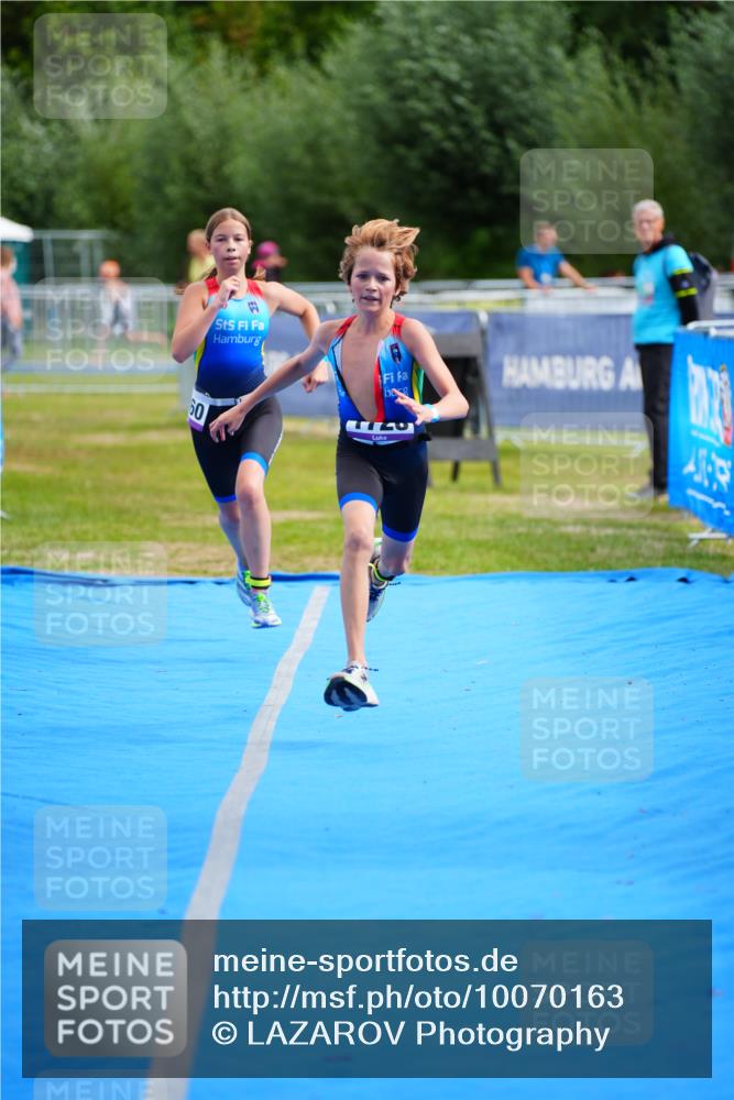 30.08.2026 - Elbe Triathlon Hamburg LAZAROV Photography http://msf.ph/oto/10070163 30.08.2026 12:47:27 Ziel 1728, 1760 meine-sportfotos.de