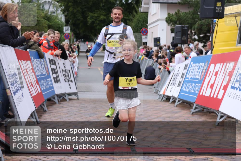 30.08.2026 - Blankeneser Heldenlauf Lena Gebhardt http://msf.ph/oto/10070175 30.08.2026 10:06:34 Ziel 1365, 1367 meine-sportfotos.de