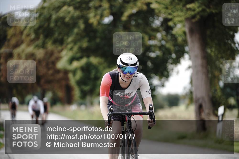 30.08.2026 - Elbe Triathlon Hamburg Michael Burmester http://msf.ph/oto/10070177 30.08.2026 09:52:38 Radfahren 386, 389, 425, 428, 439, 739, 789, 811, 834 meine-sportfotos.de