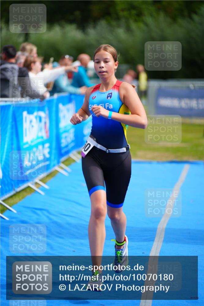 30.08.2026 - Elbe Triathlon Hamburg LAZAROV Photography http://msf.ph/oto/10070180 30.08.2026 12:47:29 Ziel 1728, 1760 meine-sportfotos.de