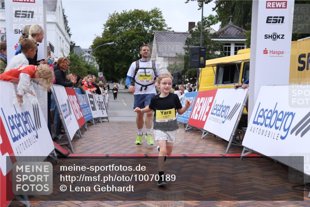 30.08.2026 - Blankeneser Heldenlauf Lena Gebhardt http://msf.ph/oto/10070189 30.08.2026 10:06:35 Ziel 1365, 1367 meine-sportfotos.de