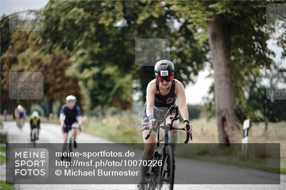 30.08.2026 - Elbe Triathlon Hamburg Michael Burmester http://msf.ph/oto/10070226 30.08.2026 09:53:03 Radfahren 364, 392, 600, 836 meine-sportfotos.de