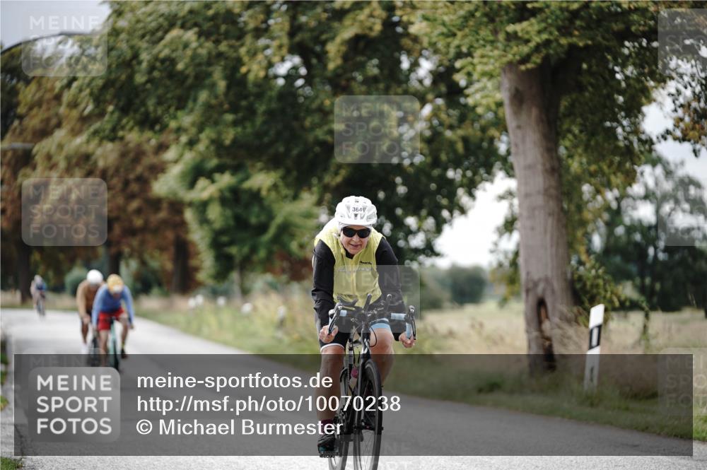 30.08.2026 - Elbe Triathlon Hamburg Michael Burmester http://msf.ph/oto/10070238 30.08.2026 09:53:08 Radfahren 364, 443, 600, 836 meine-sportfotos.de