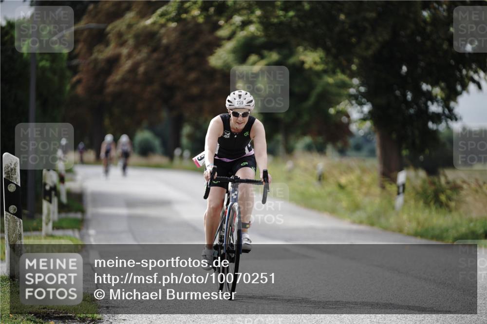 30.08.2026 - Elbe Triathlon Hamburg Michael Burmester http://msf.ph/oto/10070251 30.08.2026 09:53:19 Radfahren 259, 979 meine-sportfotos.de