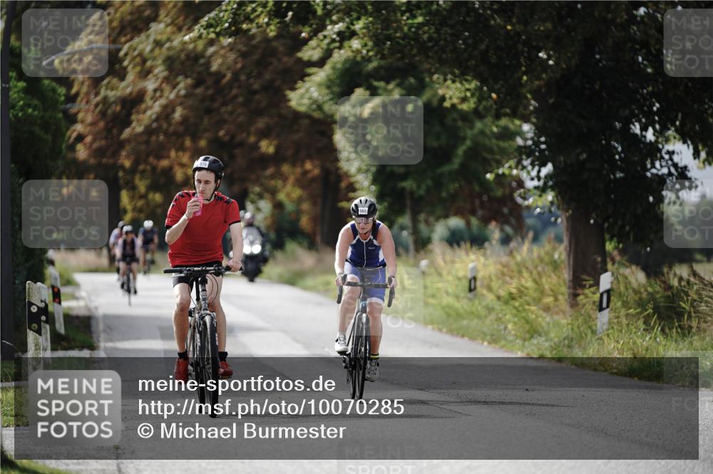 30.08.2026 - Elbe Triathlon Hamburg Michael Burmester http://msf.ph/oto/10070285 30.08.2026 09:53:41 Radfahren 320, 575, 773, 929, 965 meine-sportfotos.de