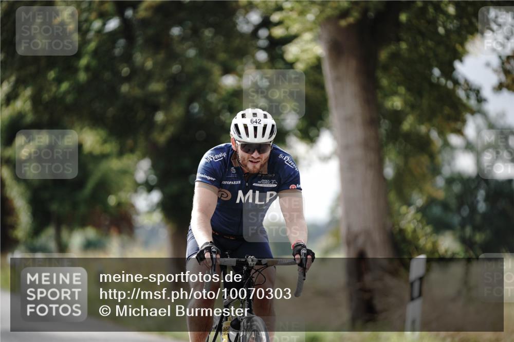 30.08.2026 - Elbe Triathlon Hamburg Michael Burmester http://msf.ph/oto/10070303 30.08.2026 09:53:52 Radfahren 531, 632, 642, 833, 937 meine-sportfotos.de