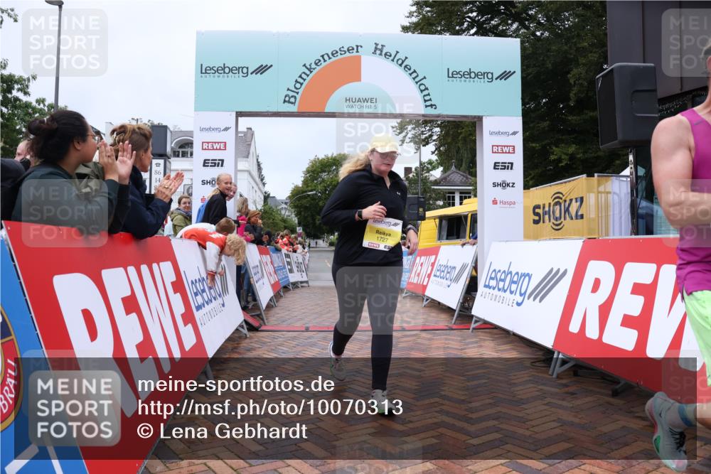 30.08.2026 - Blankeneser Heldenlauf Lena Gebhardt http://msf.ph/oto/10070313 30.08.2026 10:06:52 Ziel 1727, 5698 meine-sportfotos.de