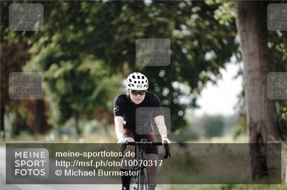 30.08.2026 - Elbe Triathlon Hamburg Michael Burmester http://msf.ph/oto/10070317 30.08.2026 09:54:05 Radfahren 497, 693, 813 meine-sportfotos.de
