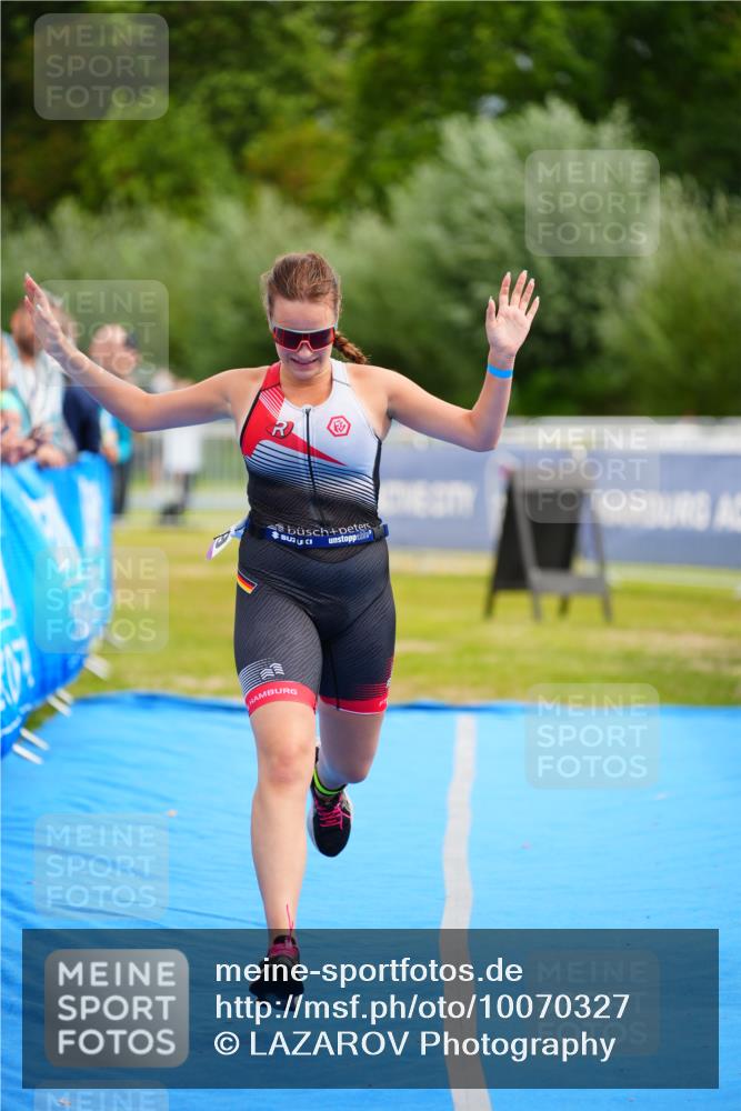 30.08.2026 - Elbe Triathlon Hamburg LAZAROV Photography http://msf.ph/oto/10070327 30.08.2026 12:51:54 Ziel 1759 meine-sportfotos.de