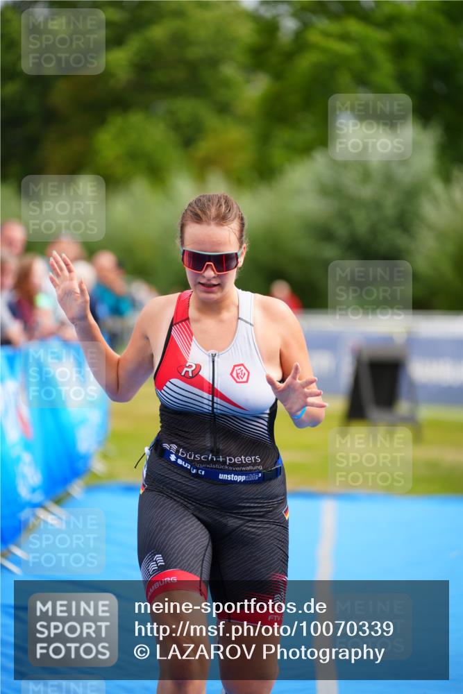 30.08.2026 - Elbe Triathlon Hamburg LAZAROV Photography http://msf.ph/oto/10070339 30.08.2026 12:51:55 Ziel 1759 meine-sportfotos.de