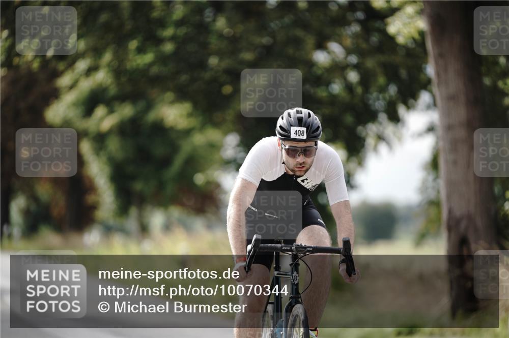 30.08.2026 - Elbe Triathlon Hamburg Michael Burmester http://msf.ph/oto/10070344 30.08.2026 09:54:20 Radfahren 362, 408, 563 meine-sportfotos.de