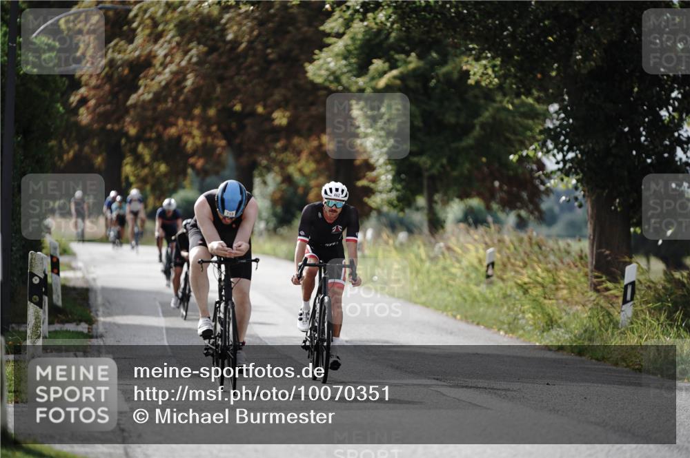 30.08.2026 - Elbe Triathlon Hamburg Michael Burmester http://msf.ph/oto/10070351 30.08.2026 09:54:35 Radfahren 462, 529, 676, 713, 856, 960 meine-sportfotos.de