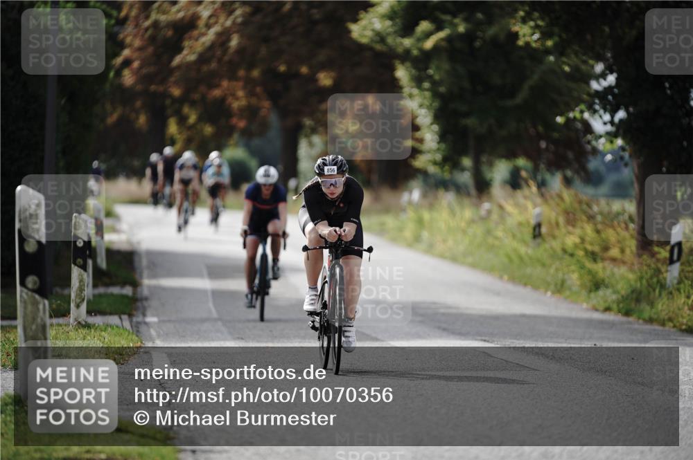 30.08.2026 - Elbe Triathlon Hamburg Michael Burmester http://msf.ph/oto/10070356 30.08.2026 09:54:38 Radfahren 462, 711, 713, 856, 911, 960 meine-sportfotos.de