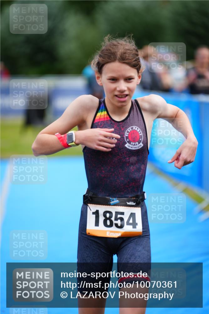 30.08.2026 - Elbe Triathlon Hamburg LAZAROV Photography http://msf.ph/oto/10070361 30.08.2026 12:52:15 Ziel 1854 meine-sportfotos.de