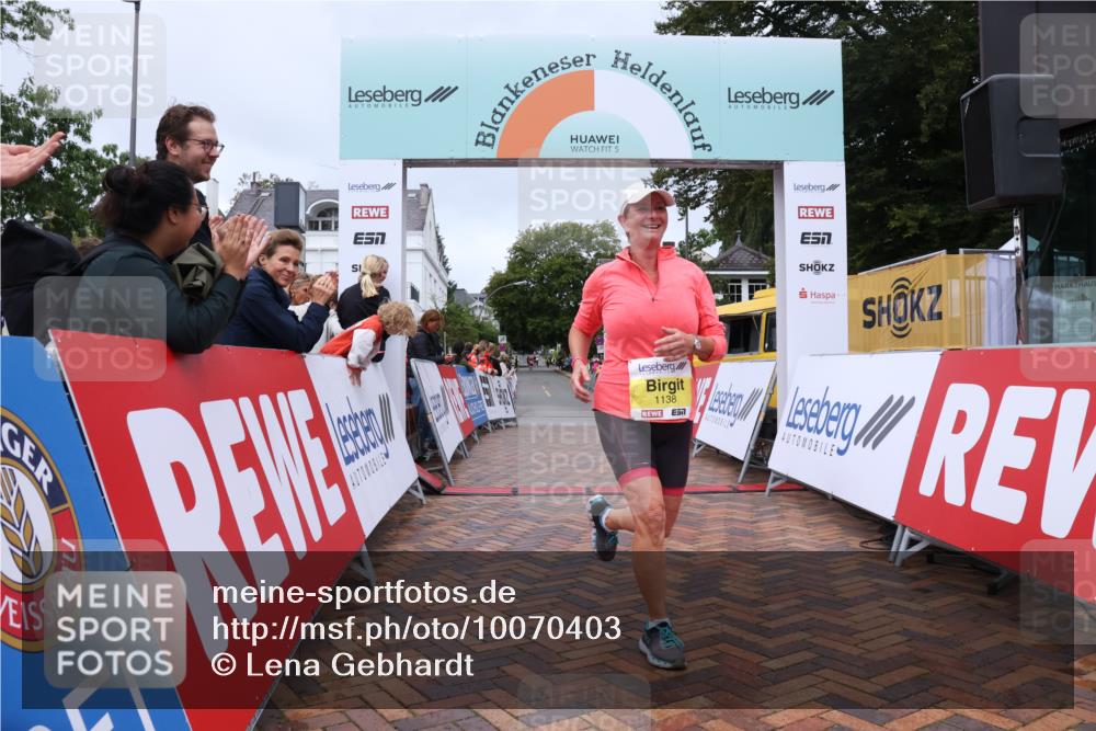 30.08.2026 - Blankeneser Heldenlauf Lena Gebhardt http://msf.ph/oto/10070403 30.08.2026 10:07:56 Ziel 1138 meine-sportfotos.de