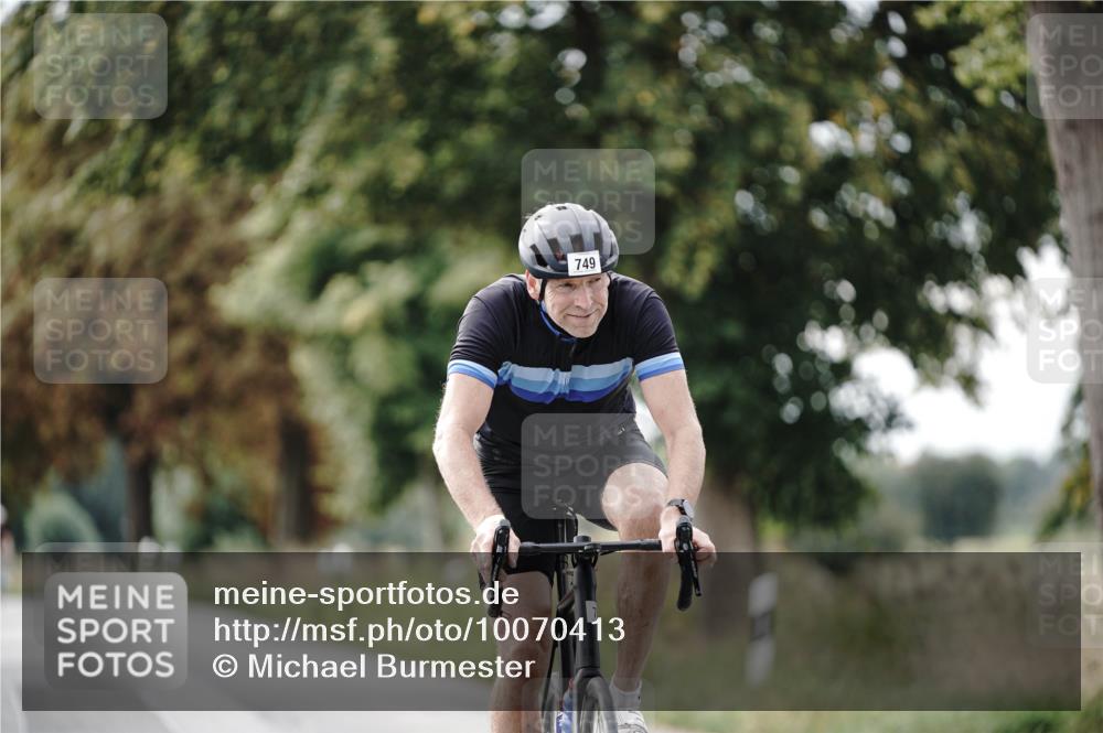 30.08.2026 - Elbe Triathlon Hamburg Michael Burmester http://msf.ph/oto/10070413 30.08.2026 09:55:09 Radfahren 749, 920, 927, 980 meine-sportfotos.de