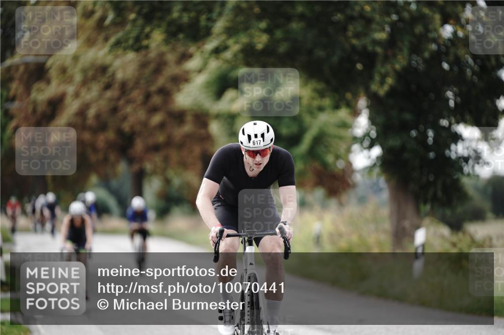 30.08.2026 - Elbe Triathlon Hamburg Michael Burmester http://msf.ph/oto/10070441 30.08.2026 09:55:30 Radfahren 289, 353, 534, 617, 669 meine-sportfotos.de