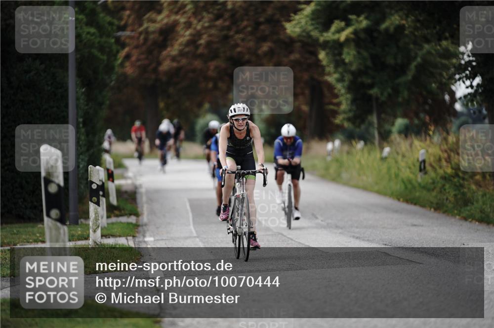 30.08.2026 - Elbe Triathlon Hamburg Michael Burmester http://msf.ph/oto/10070444 30.08.2026 09:55:32 Radfahren 289, 353, 441, 617, 669 meine-sportfotos.de